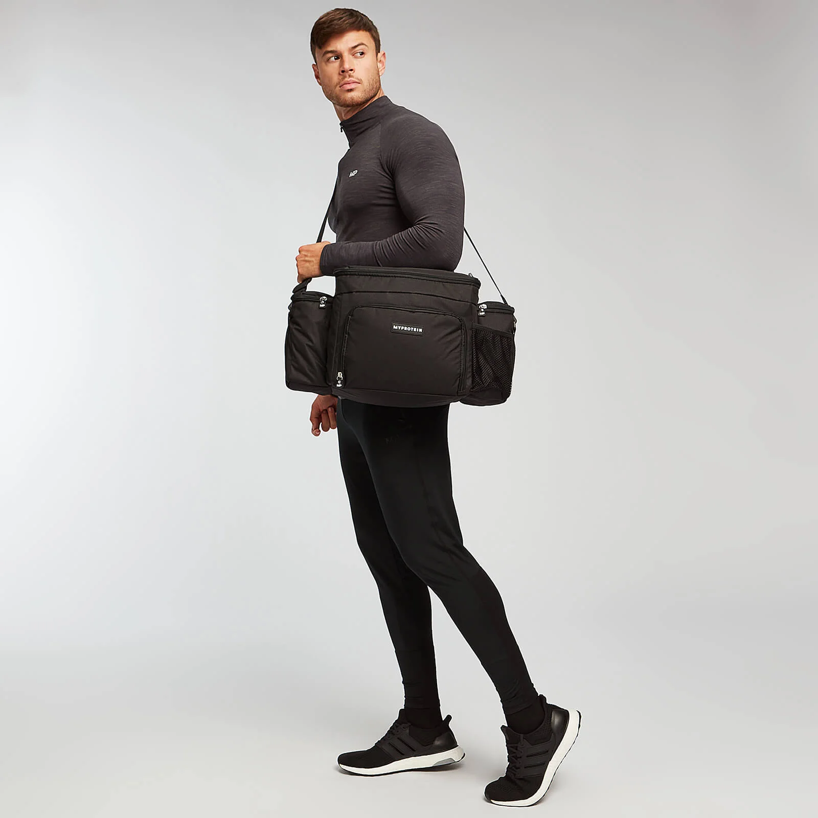 Myprotein Meal Bag Holdall - Black Pilt 1