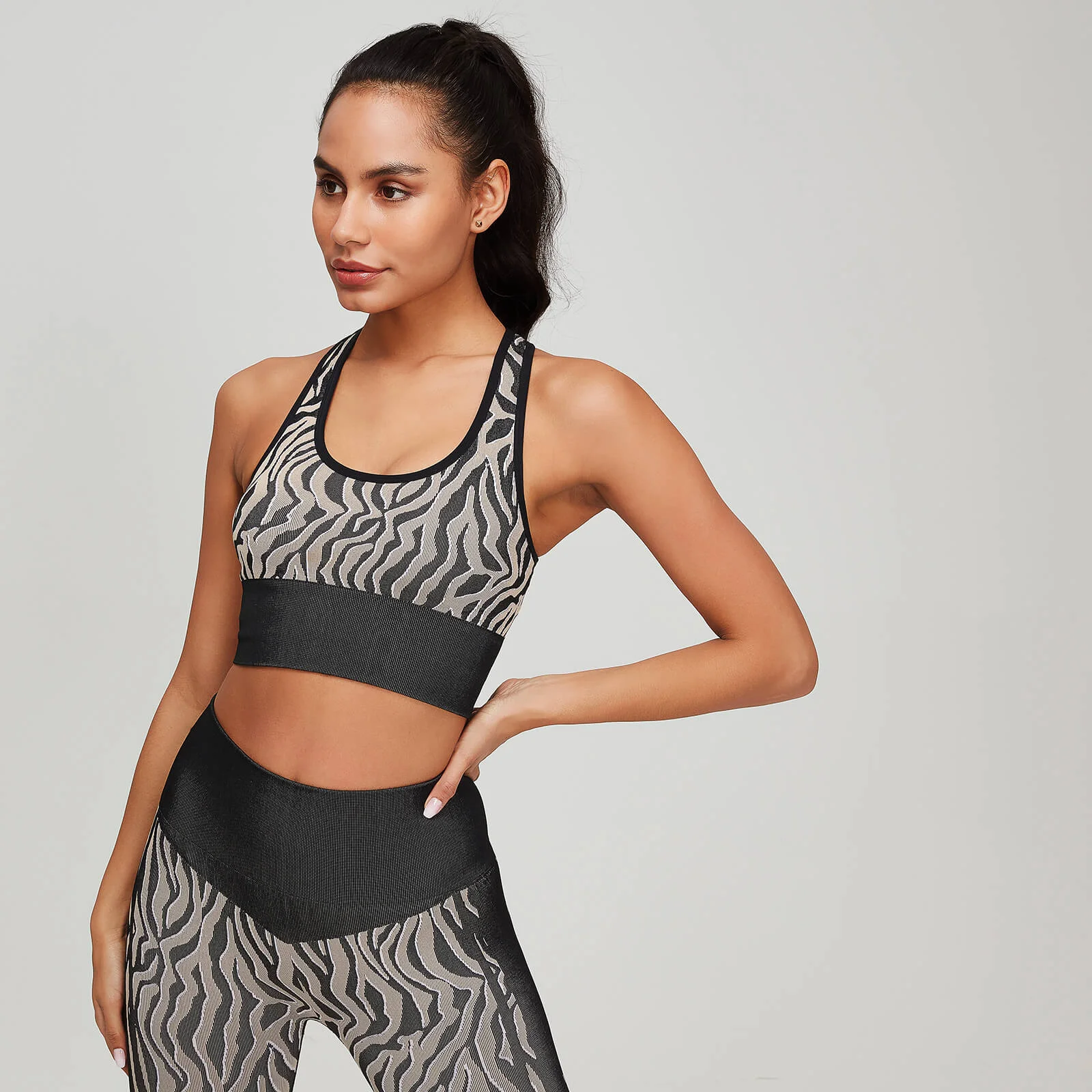 MP Women's Animal Zebra Seamless Sports Bra - Black/Praline - XS Pilt 1