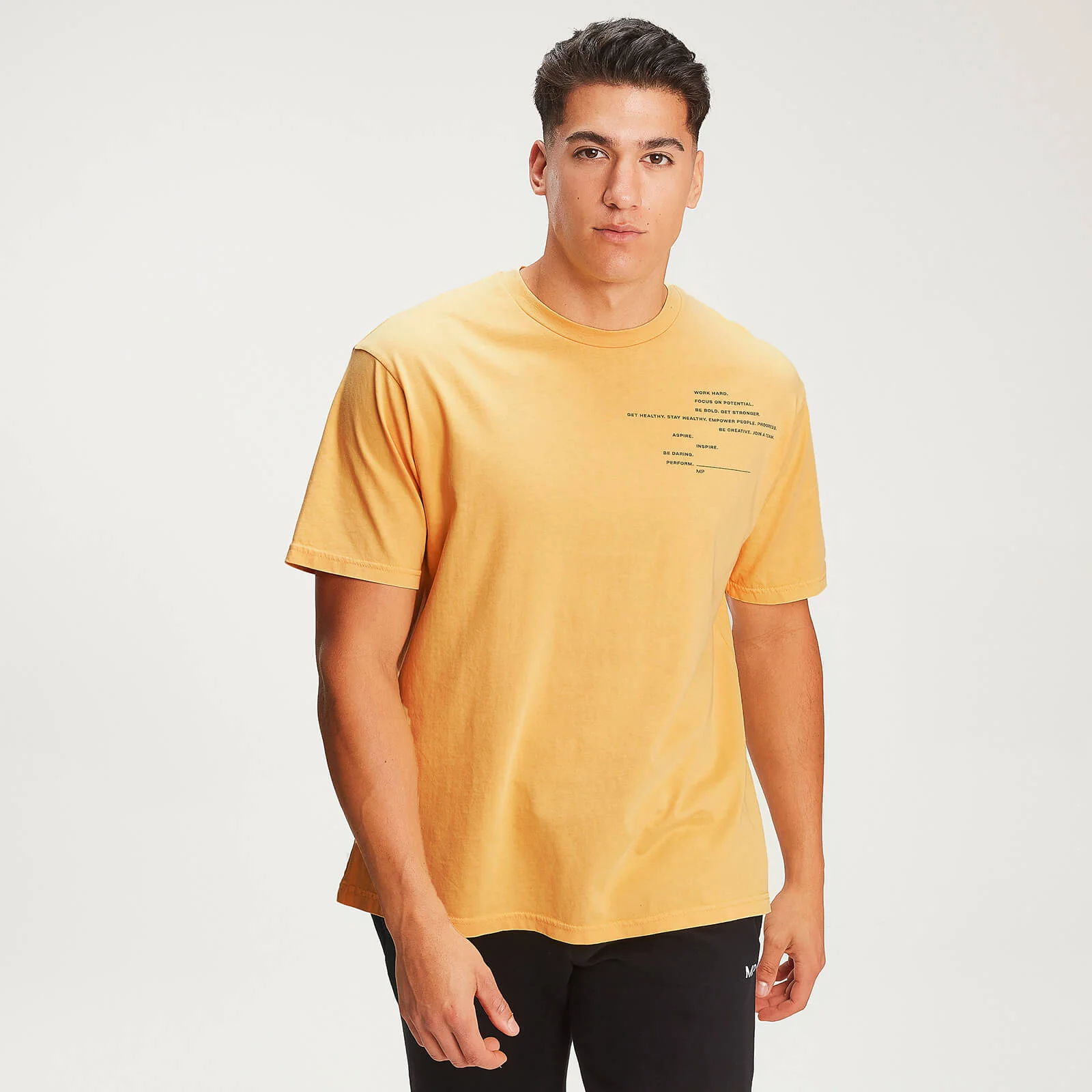 MP Men’s Rest Day Staggered Slogan T-Shirt - Old Gold - XS Pilt 1