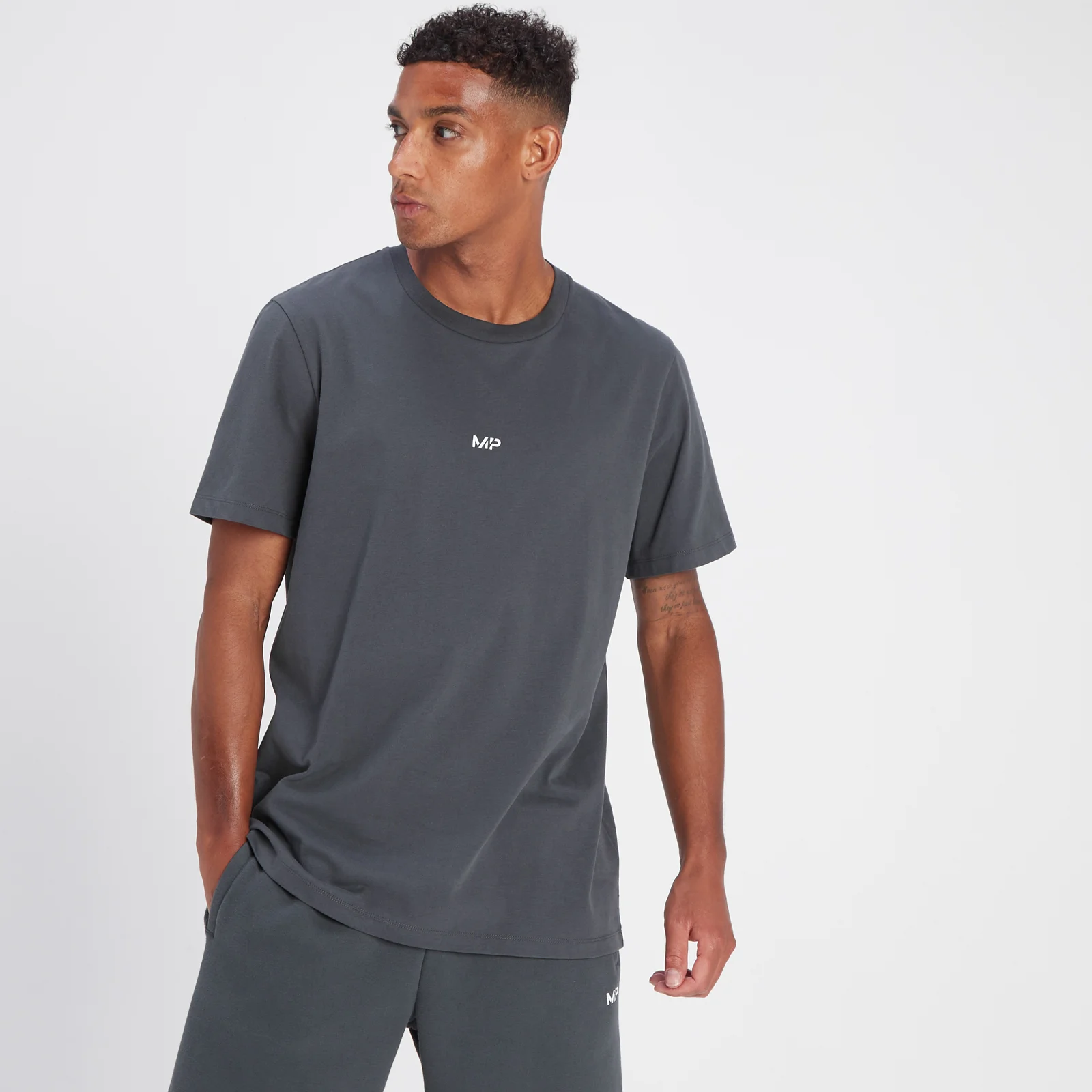 MP meeste Crayola puhkepäeva lühikeste varrukatega T-särk - tumehall - XXS Pilt 1