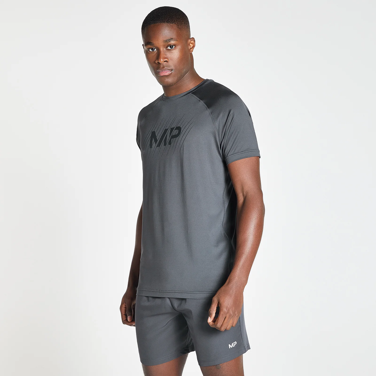 MP Men's Linear Line Graphic Essentials Training Short Sleeve T-Shirt - Gun Metal - XXS Pilt 1