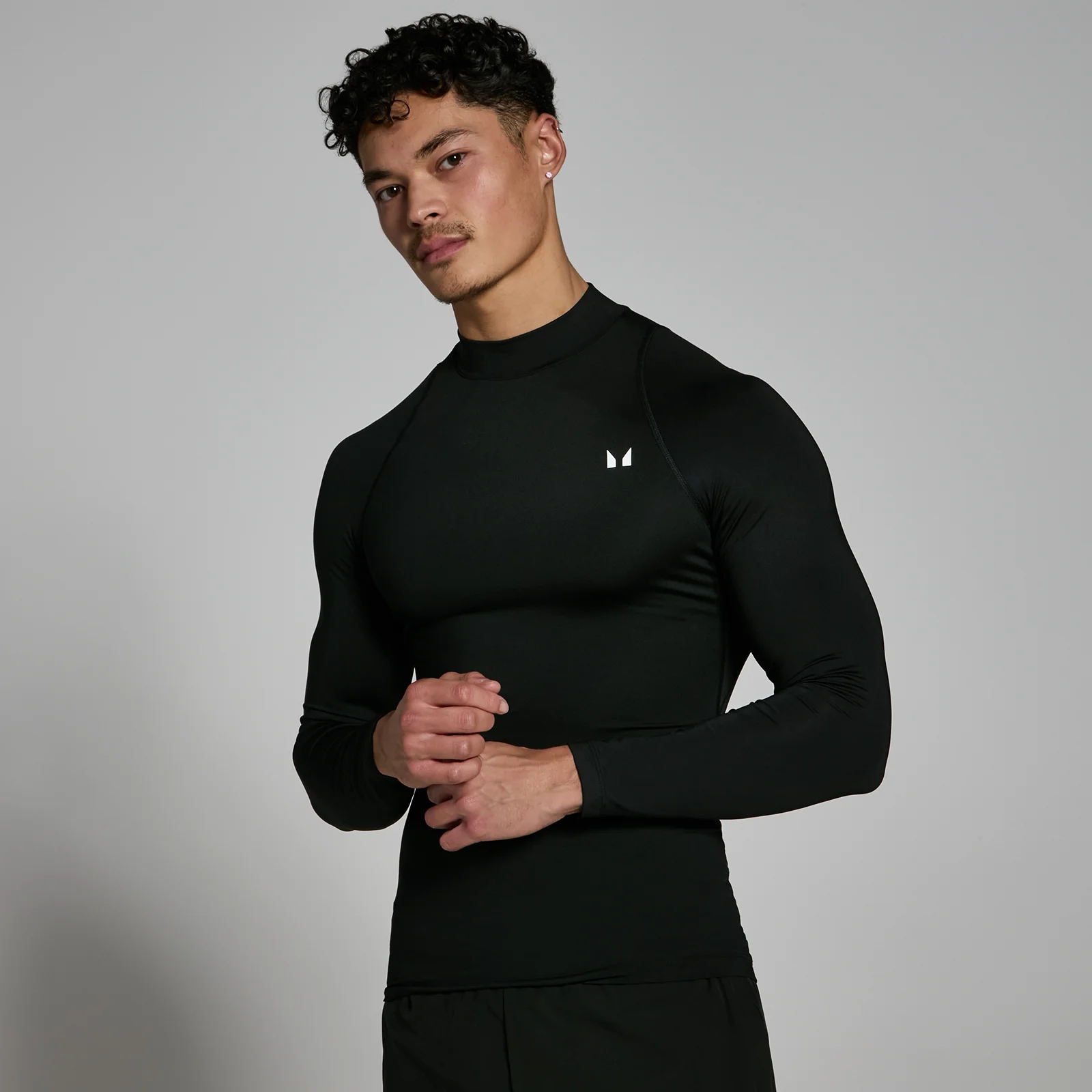MP meeste baaskihi kõrge kaelusega pikkade varrukatega särk – must - S Pilt 1
