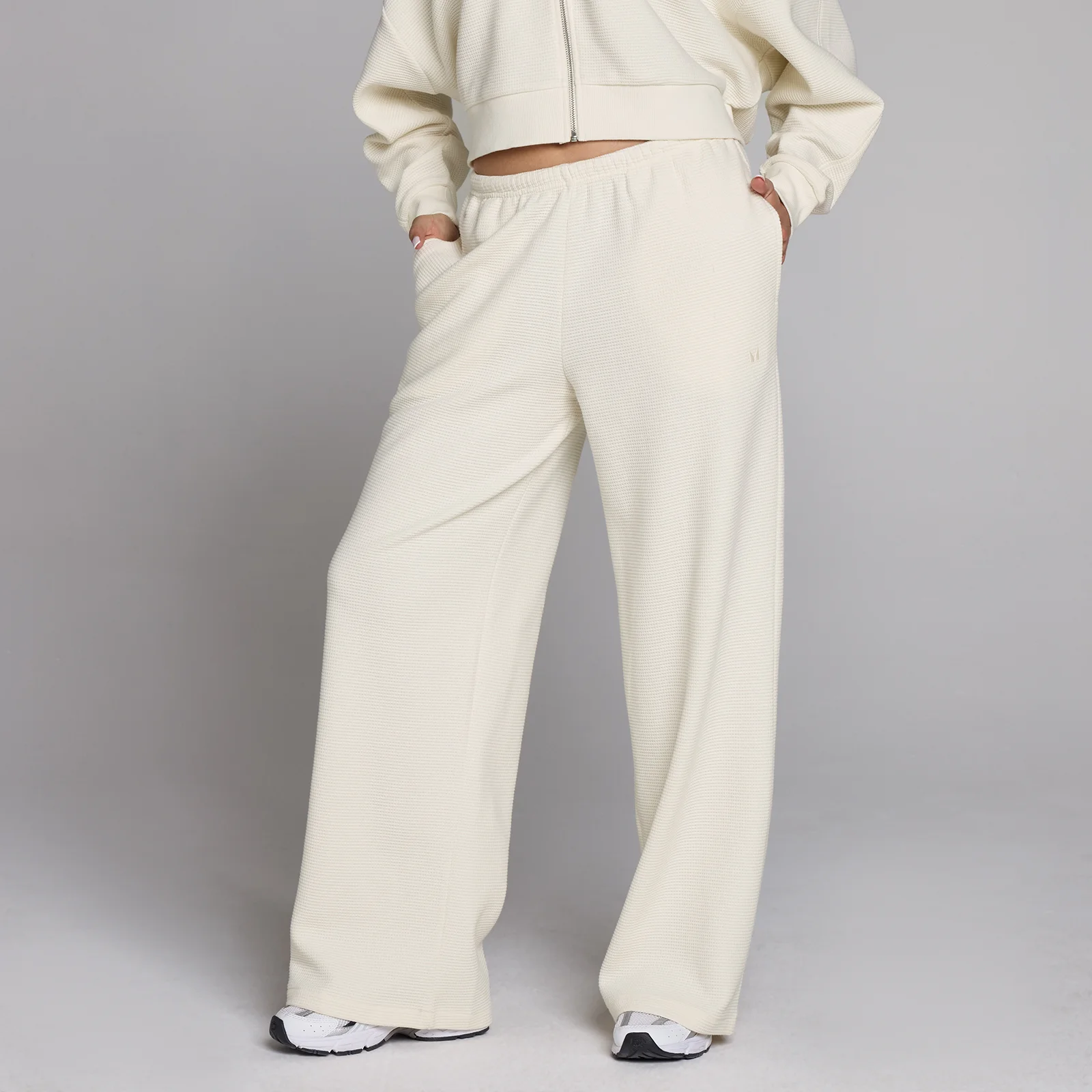 MP Women's Waffle Straight Leg Jogger - Ivory - M Pilt 1