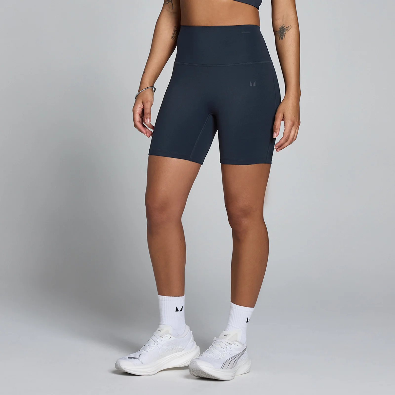 MP Women's Tempo High Waisted Shorts - Dark Navy - M Pilt 1