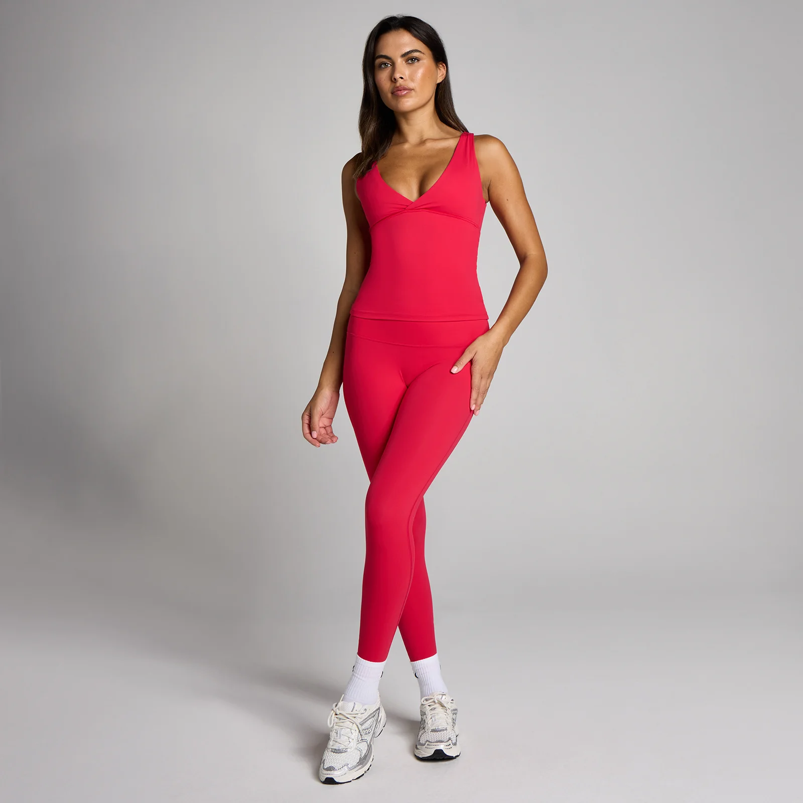 MP Naiste Tempo Triangle Top - Chilli - M Pilt 3