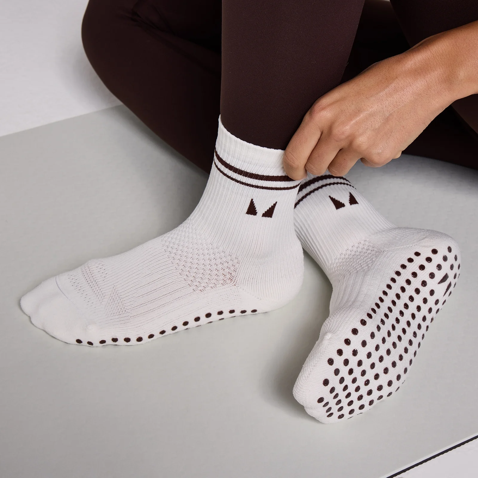 MP Pilates Socks (2 pack) - Cocoa/Pearl - UK 2-5 Pilt 3